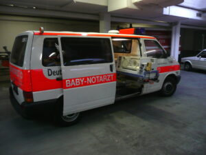 Bus T4 Transporter 2.5 TDI (102 PS), langer Radstand, kurze Front Bus T4 Transporter 2.5 TDI (102 PS), langer Radstand, kurze Front